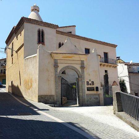 Palazzo Madeo - Residenza D'Epoca Bed & Breakfast Crosia Dış mekan fotoğraf