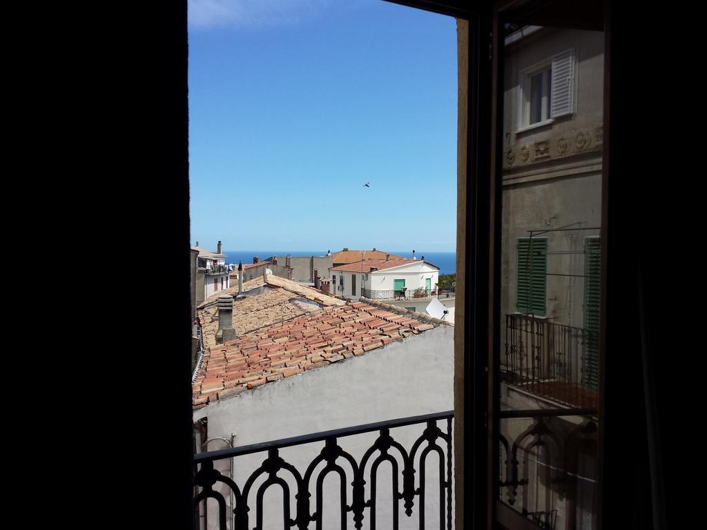 Palazzo Madeo - Residenza D'Epoca Bed & Breakfast Crosia Dış mekan fotoğraf