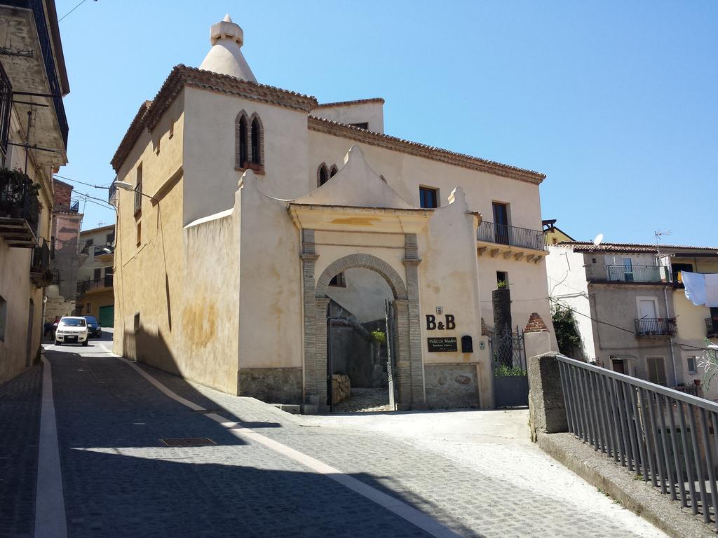 Palazzo Madeo - Residenza D'Epoca Bed & Breakfast Crosia Dış mekan fotoğraf