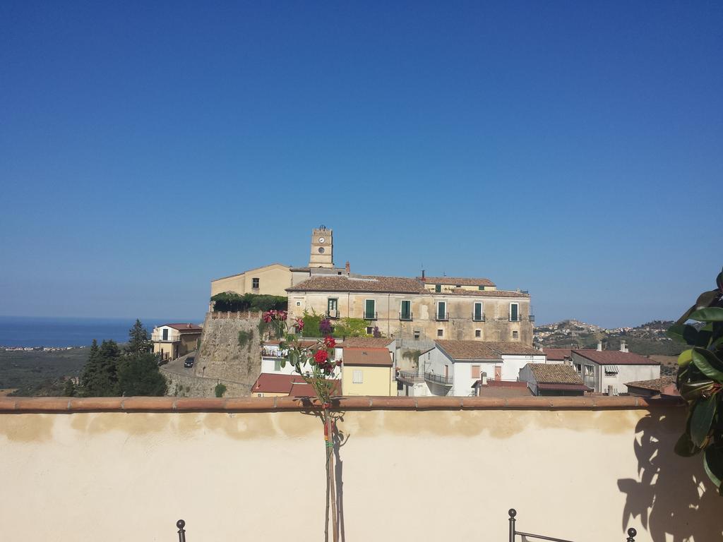 Palazzo Madeo - Residenza D'Epoca Bed & Breakfast Crosia Dış mekan fotoğraf