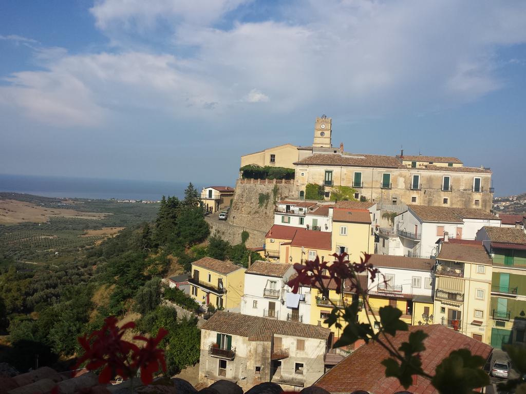 Palazzo Madeo - Residenza D'Epoca Bed & Breakfast Crosia Dış mekan fotoğraf