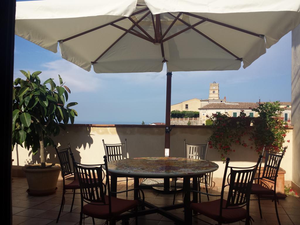 Palazzo Madeo - Residenza D'Epoca Bed & Breakfast Crosia Dış mekan fotoğraf