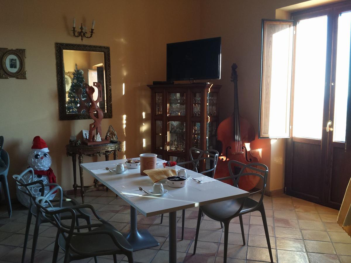 Palazzo Madeo - Residenza D'Epoca Bed & Breakfast Crosia Dış mekan fotoğraf
